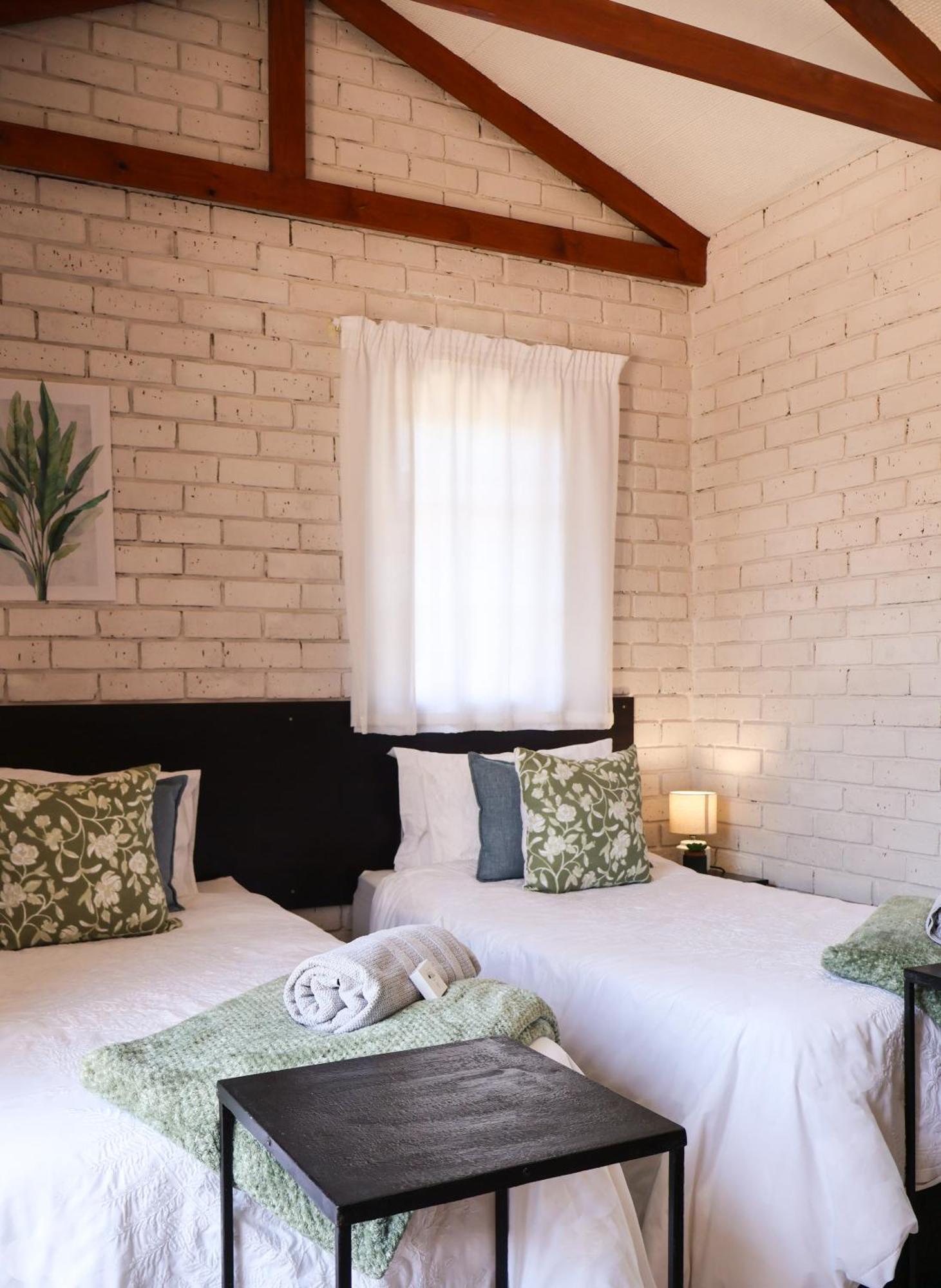 Bed and Breakfast Rooiberg View Кларенс Екстер'єр фото