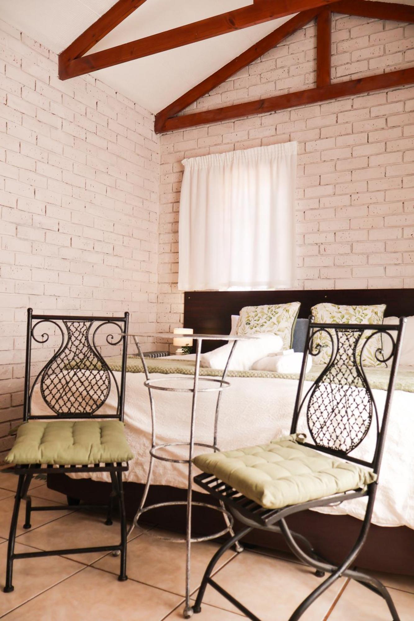 Bed and Breakfast Rooiberg View Кларенс Екстер'єр фото