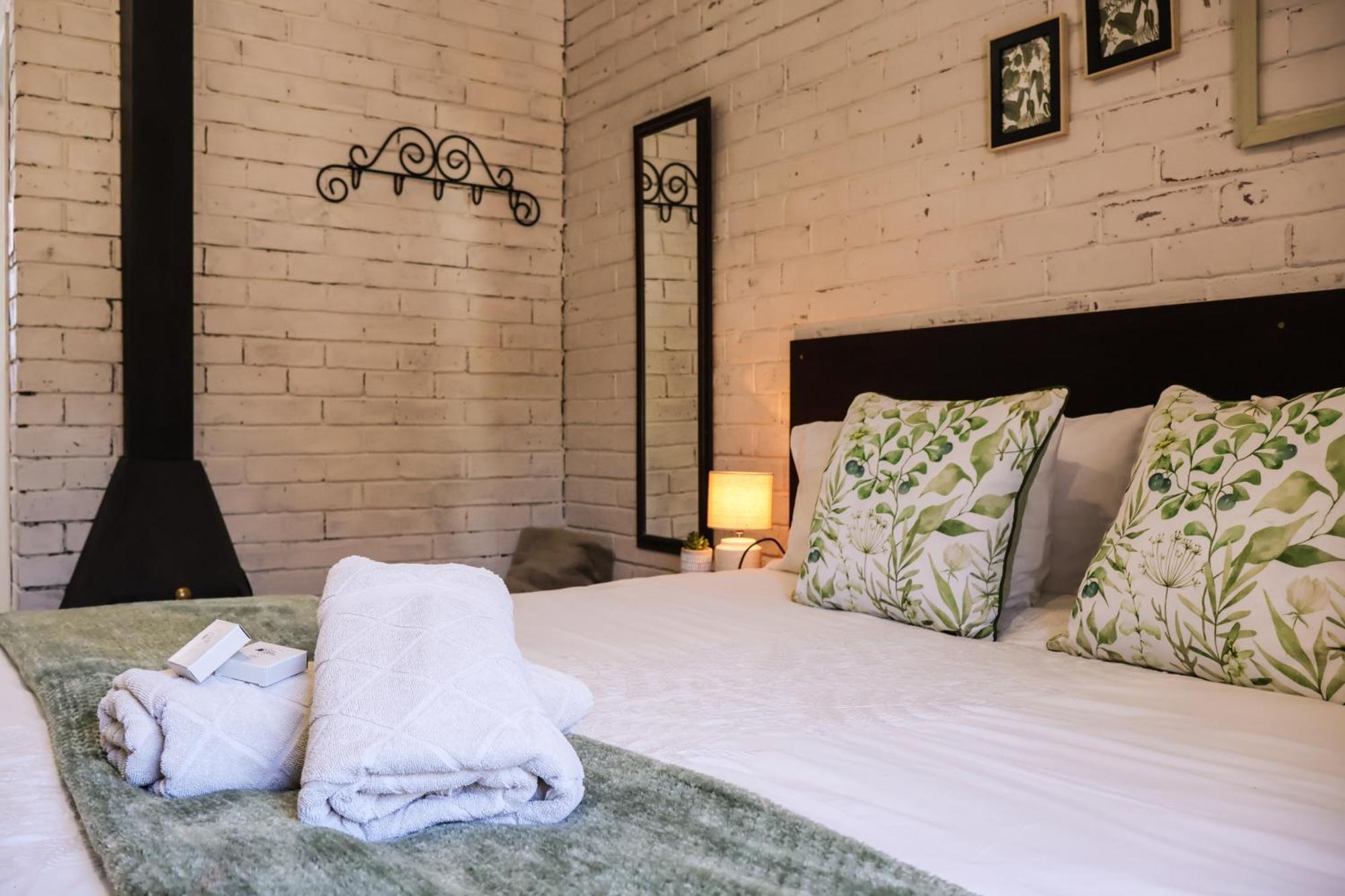 Bed and Breakfast Rooiberg View Кларенс Екстер'єр фото