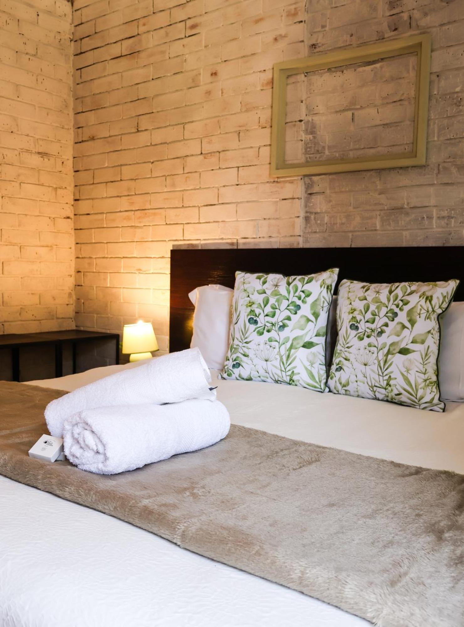 Bed and Breakfast Rooiberg View Кларенс Екстер'єр фото