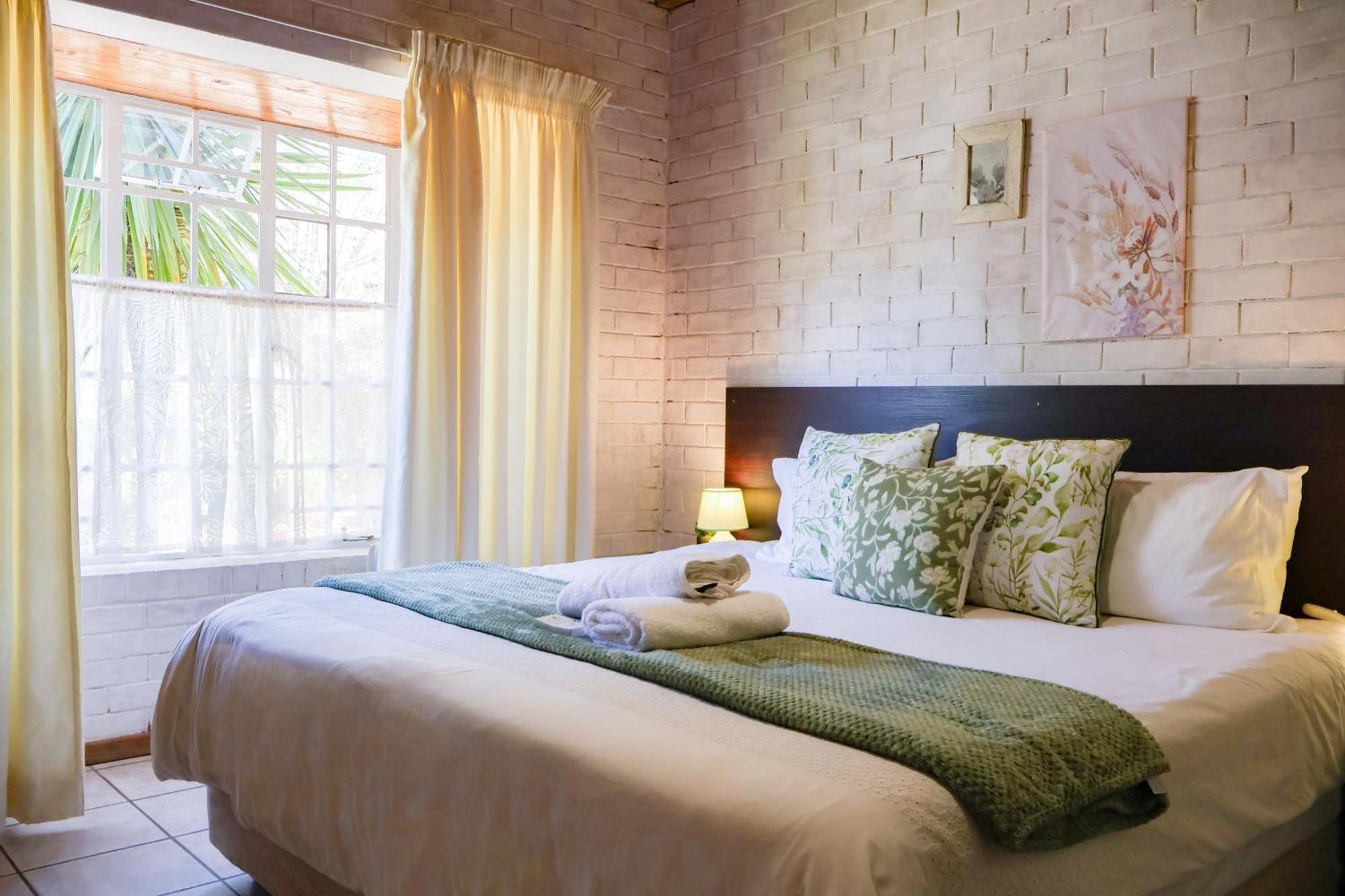Bed and Breakfast Rooiberg View Кларенс Екстер'єр фото