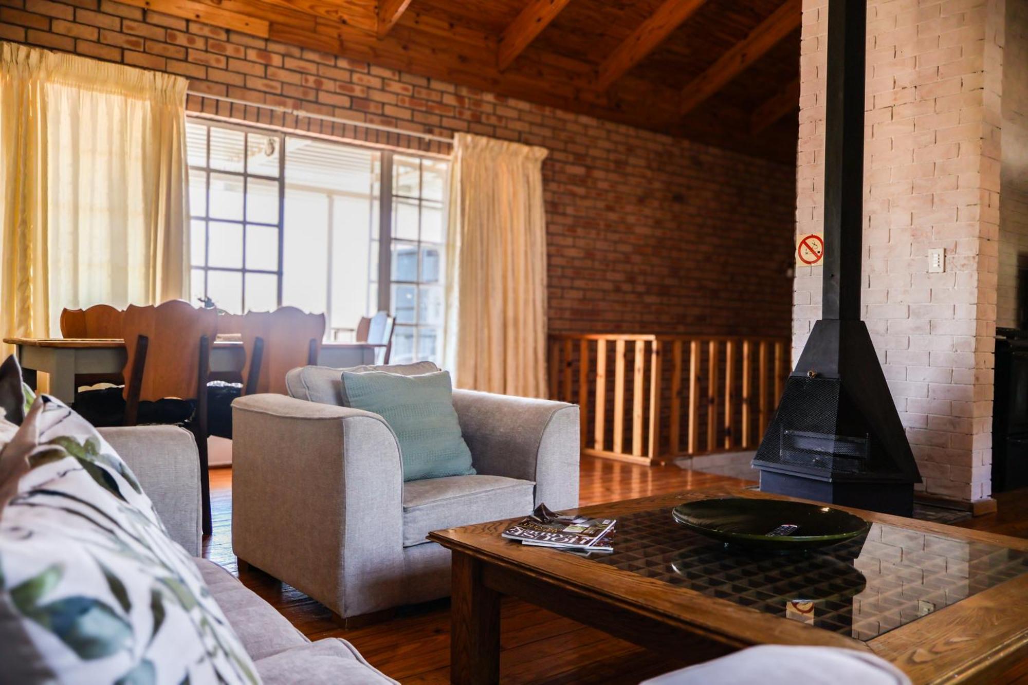 Bed and Breakfast Rooiberg View Кларенс Екстер'єр фото